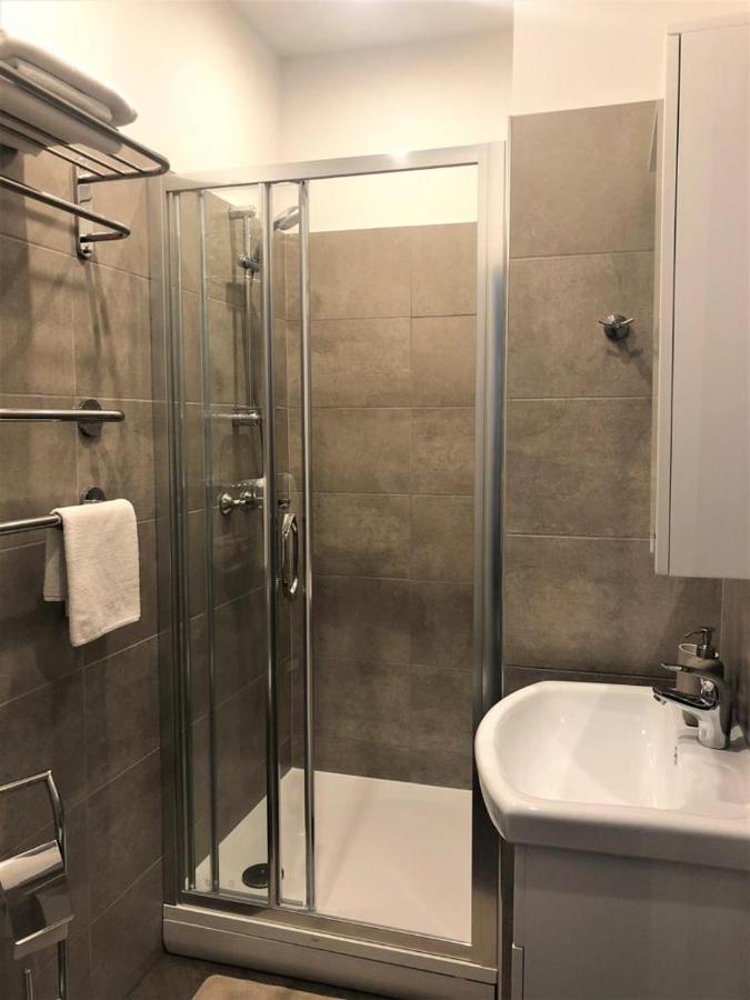 Alve Apart Hotel Jurmala Bagian luar foto