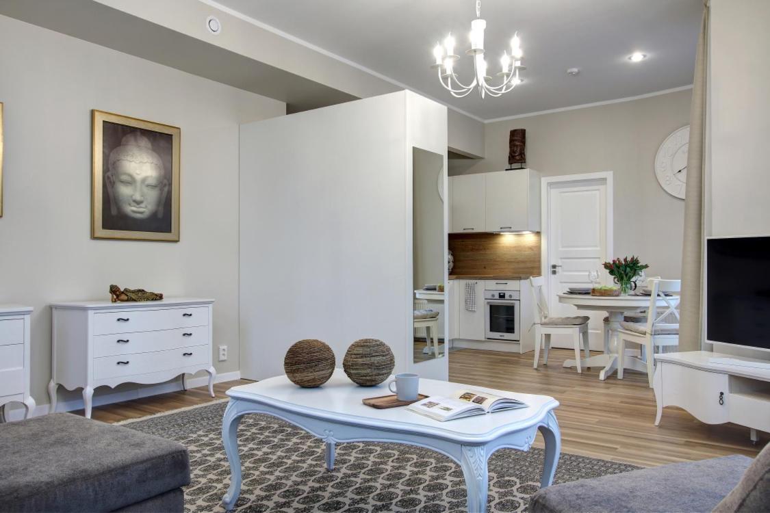 Alve Apart Hotel Jurmala Bagian luar foto